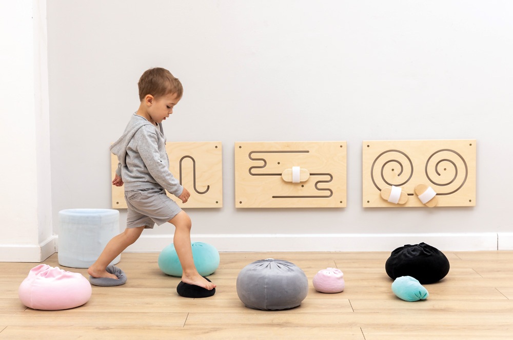 Sala sensoryczna, która naprawdę działa. Jak wyposażyć żłobek w programie Aktywny żłobek – sale sensoryczne